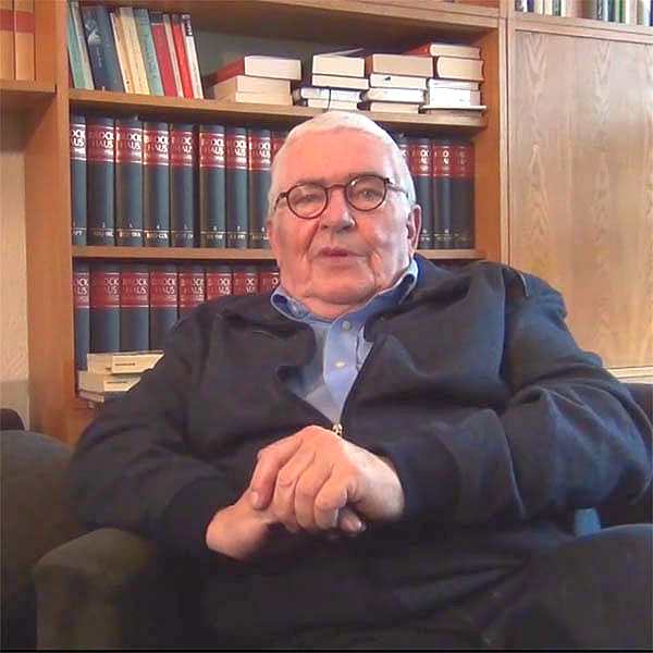 Herr Schneider im Gespräch mit uns