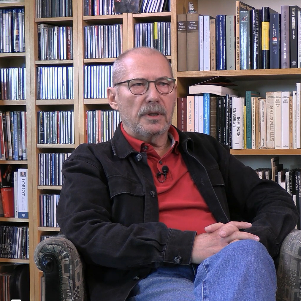 Standfoto aus dem Interview mit Karl-Peter Böhm im Jahre 2025